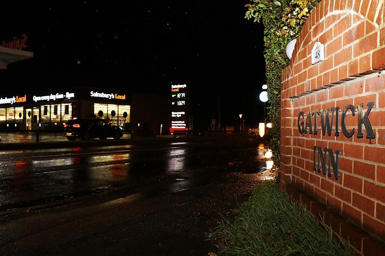 Gatwick Inn Хорли Екстериор снимка