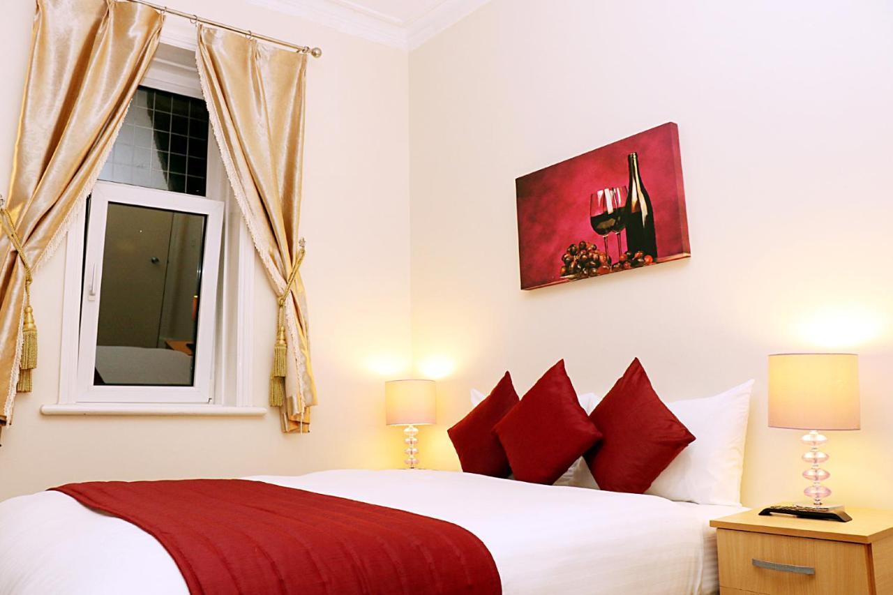 Gatwick Inn Хорли Екстериор снимка